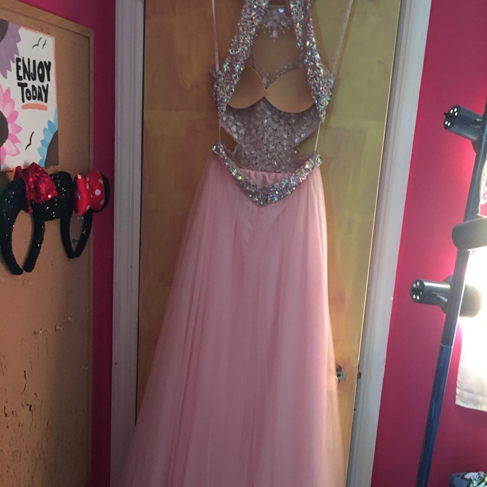 Prom dress - Picture 3 of 4